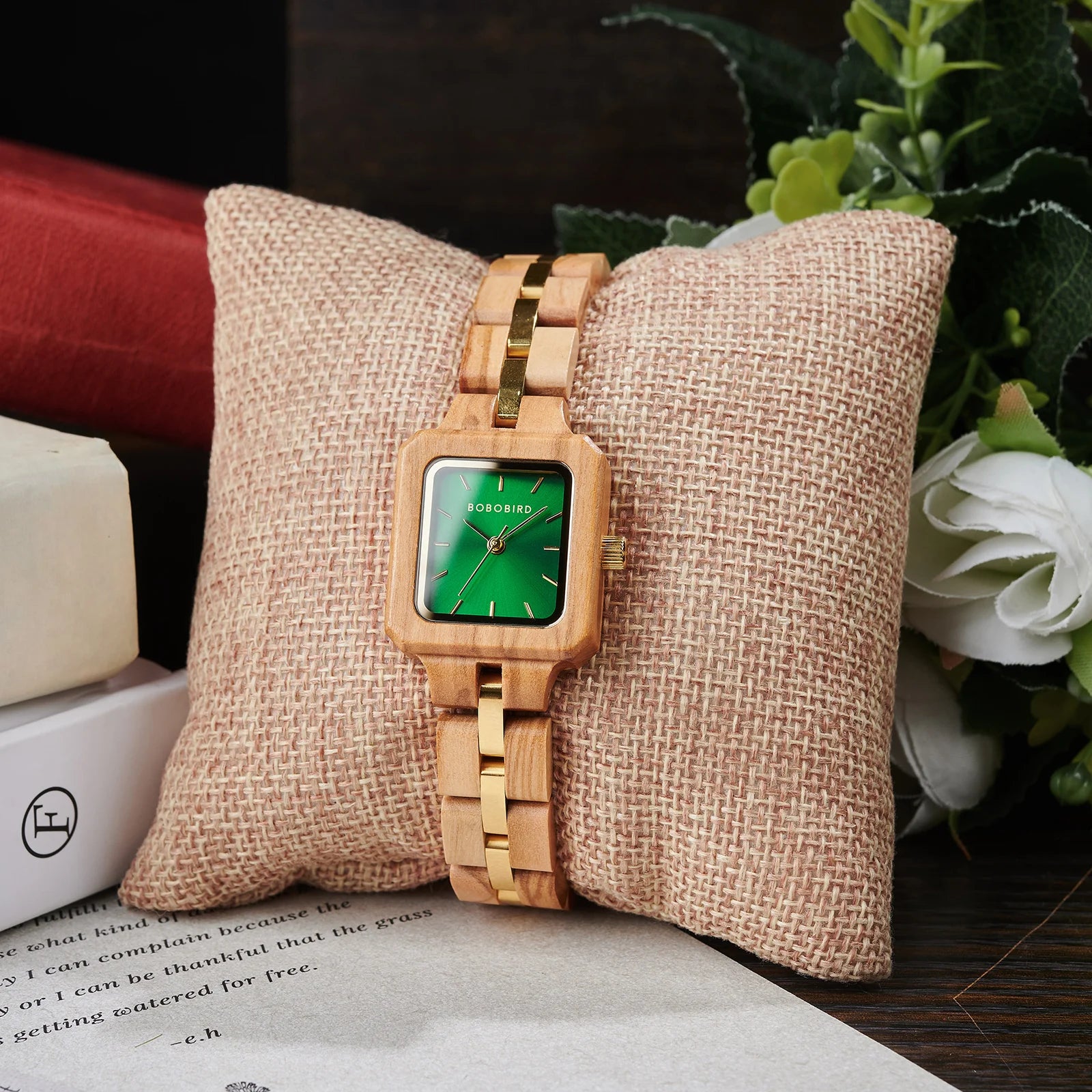 BOBO BIRD Wood Watch Women Quartz Wristwatch New Design Female Simple Fashion Watch Personalized Engraved Gift Box Reloj Mujer